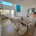 Carabassi House بيت للعطل Puerto Marino